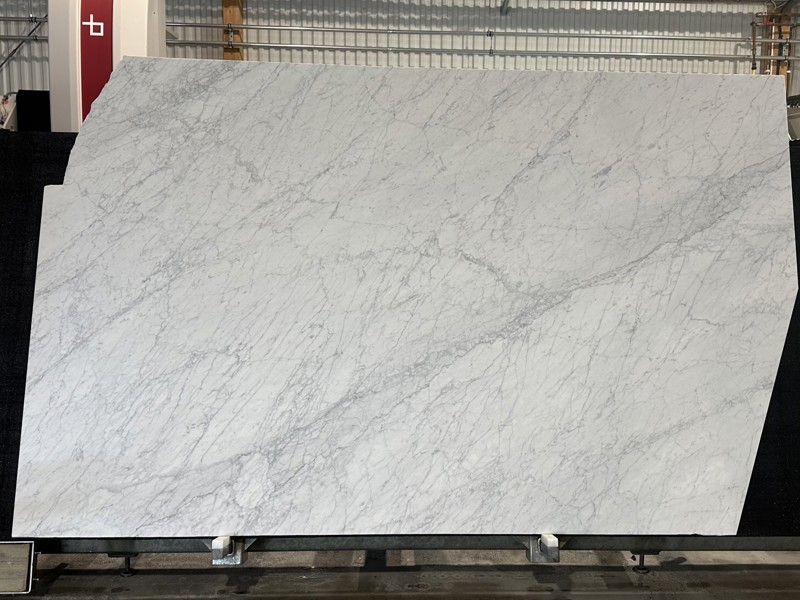 Bianco Cararra Marmor1